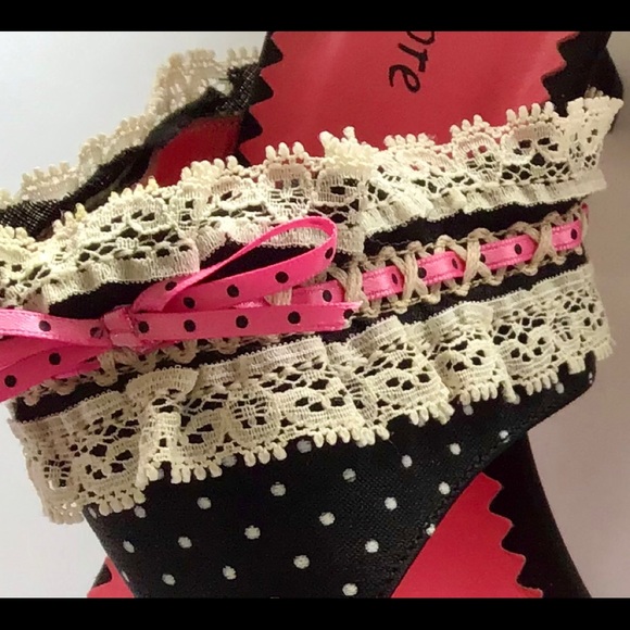 Couldn’t be Cuter Kitten Heels Vtg  Isabella Fiore - Picture 7 of 8